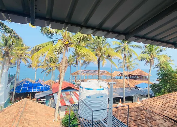 Paradise Inn Beach Resort Varkala